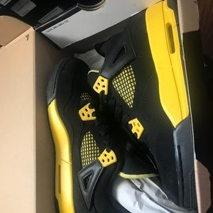 Thunder 4s 5.5